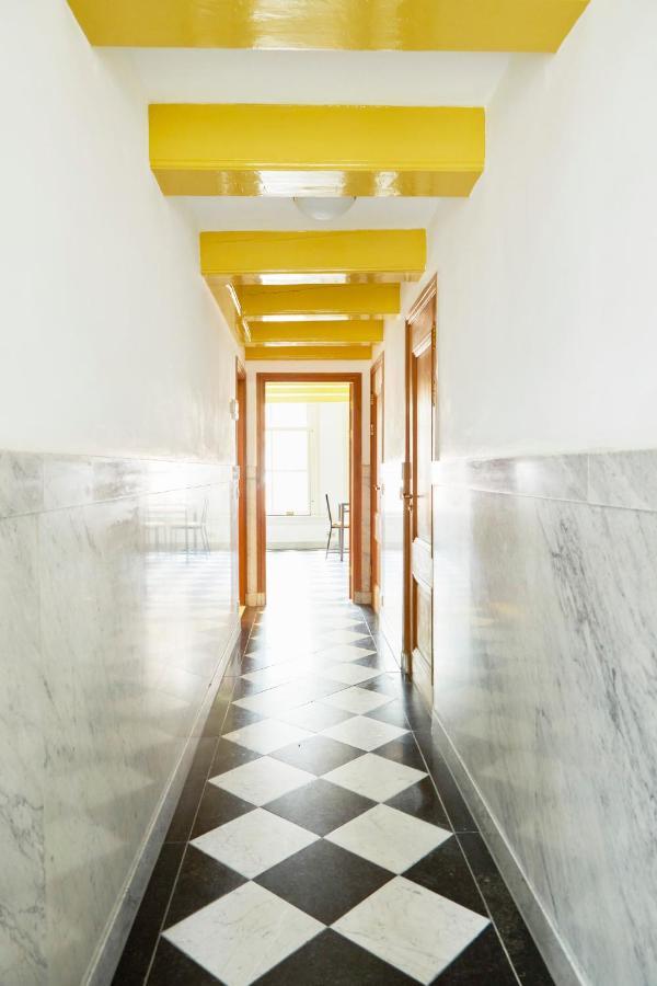Modern Canal House Loft - City Center Amsterdam Bagian luar foto