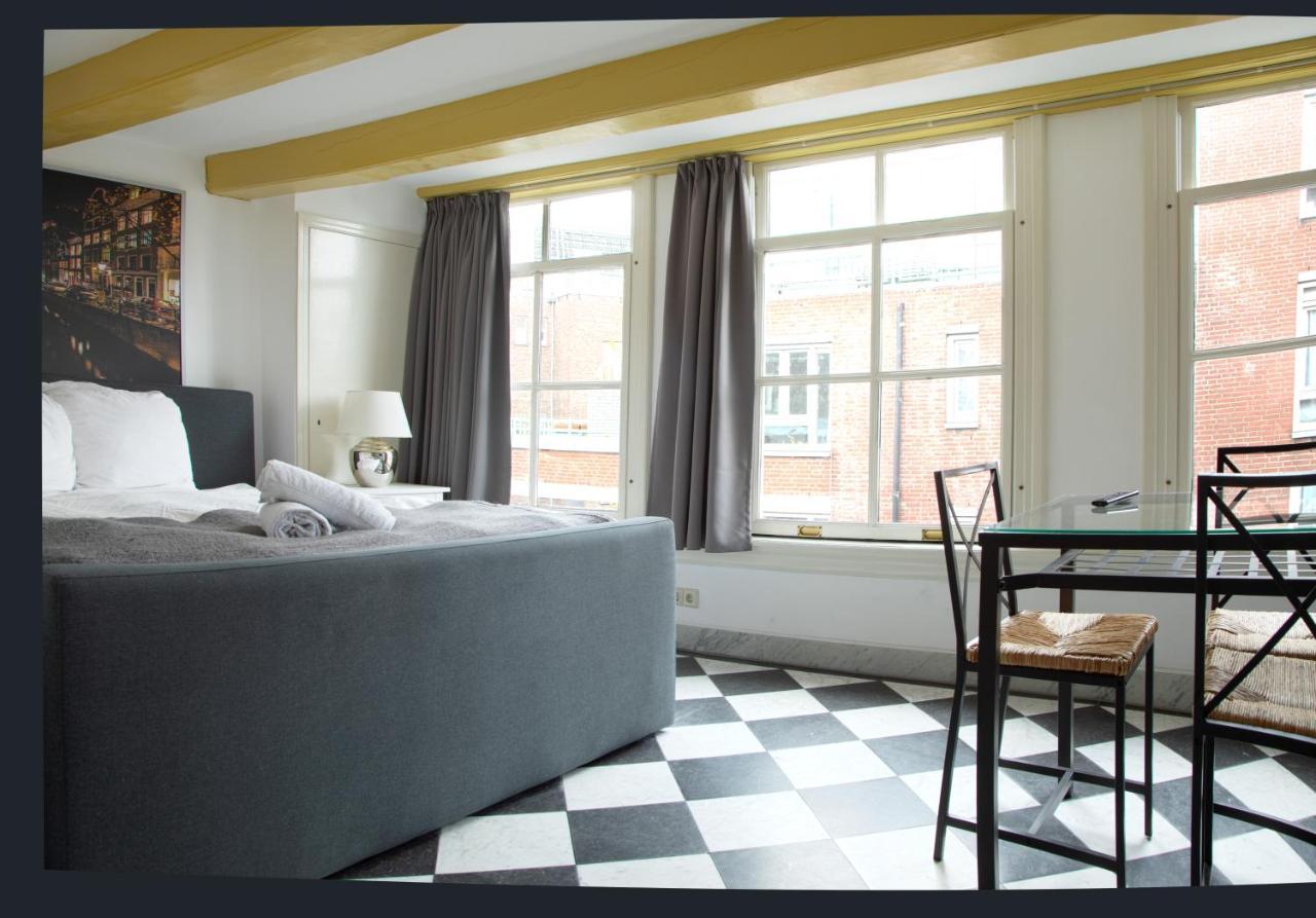 Modern Canal House Loft - City Center Amsterdam Bagian luar foto