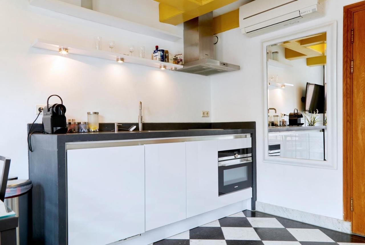 Modern Canal House Loft - City Center Amsterdam Bagian luar foto